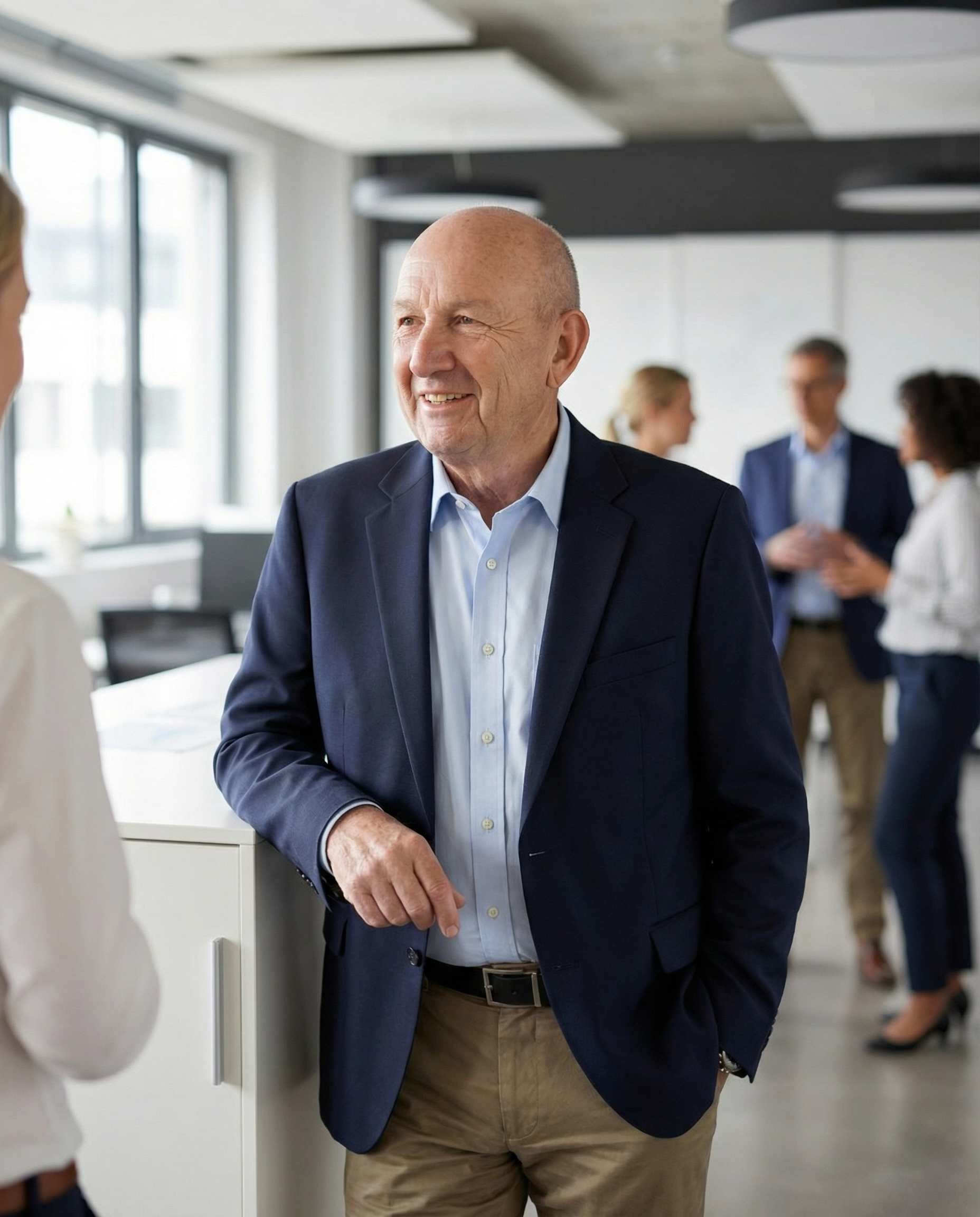 Vic Dorsen consulting with clients