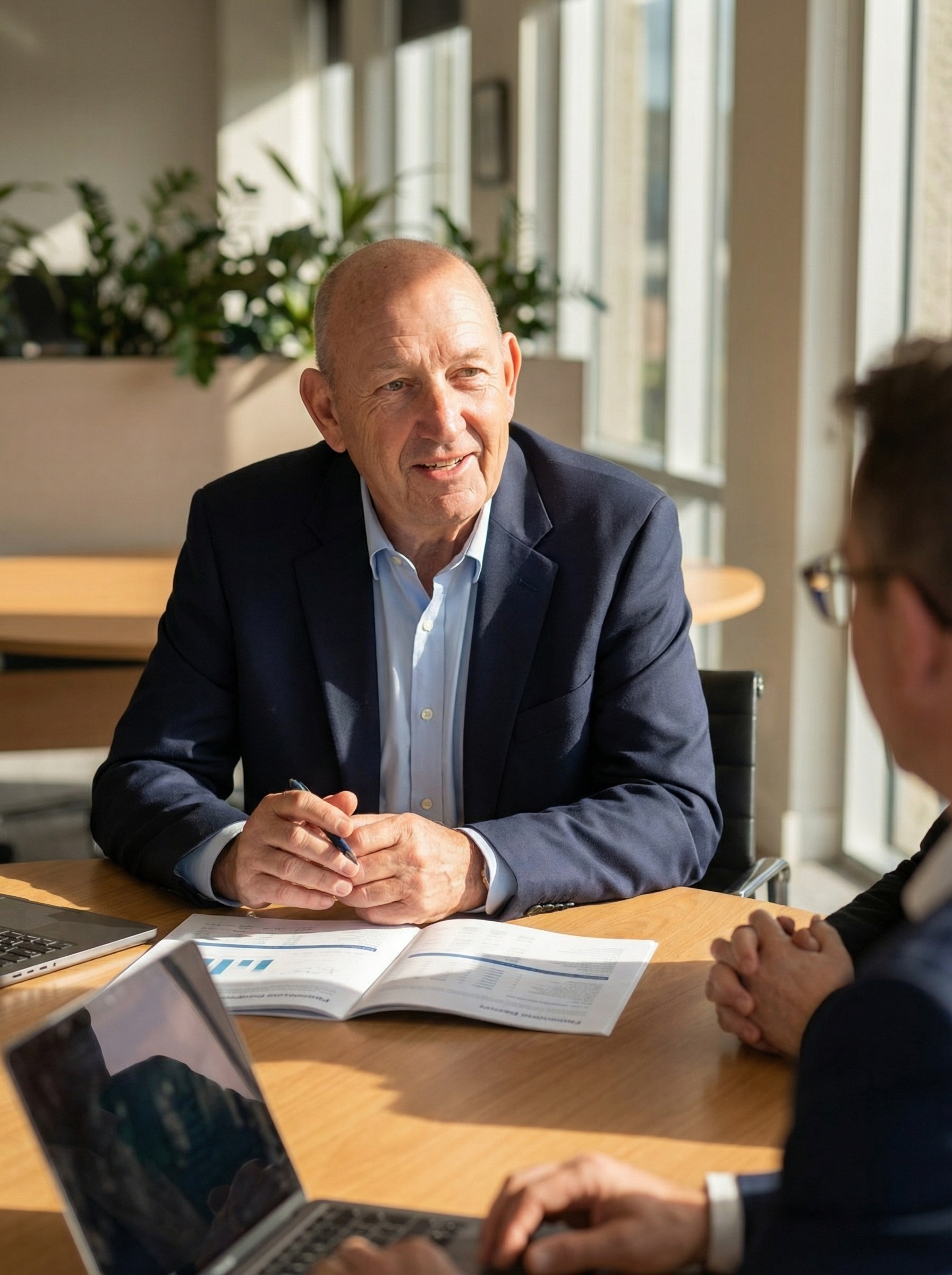 Vic Dorsen, Principal of The Collaborative Group, consulting with business owner in Sydney